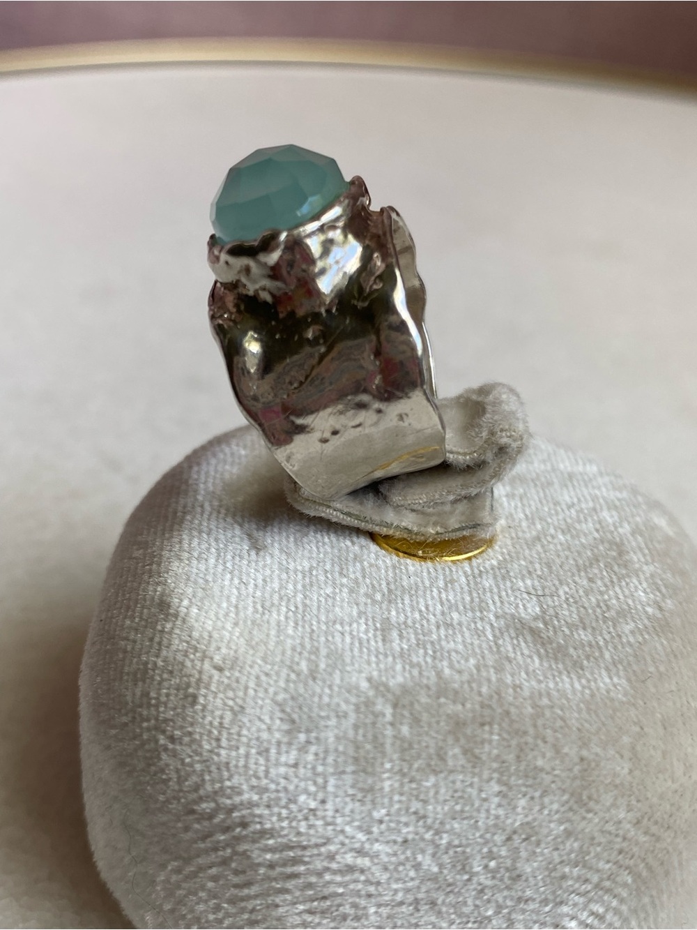 Artisan Silver Ring with Blue Chalcedony Faceted Stone - Picture 4 of 13